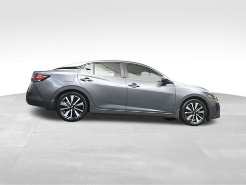 Used 2024 Nissan Sentra SV w/ SV Premium Package FWD image 30