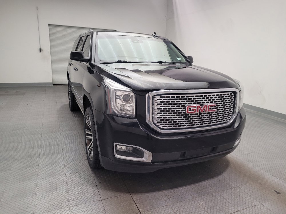 Used 2017 GMC Yukon Denali w/ Open Road Package AWD/4WD image 14