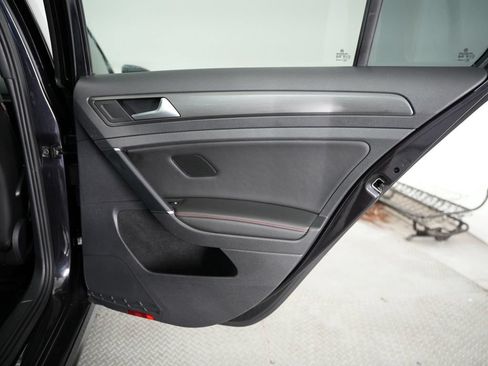 Used 2018 Volkswagen GTI SE w/ SE Leather Package FWD image 40