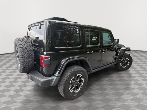 Used 2024 Jeep Wrangler Unlimited Rubicon 4xe AWD/4WD image 2