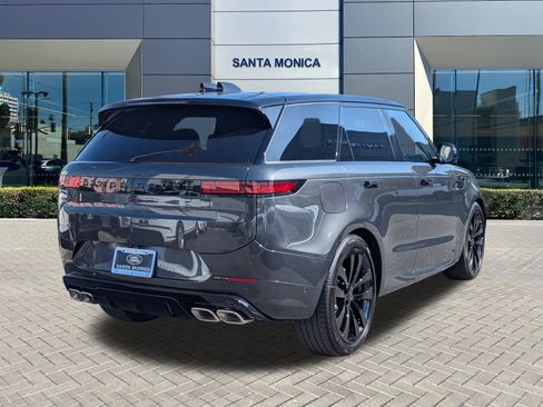 New 2026 Land Rover Range Rover Sport Dynamic SE image 5