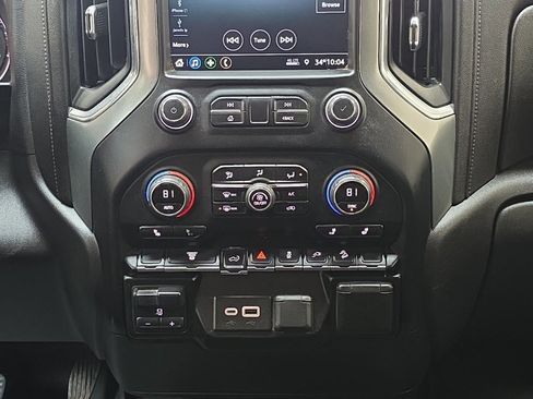 Used 2023 Chevrolet Silverado 2500 LT image 21