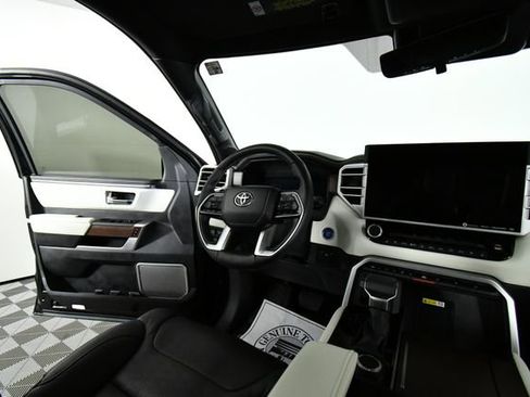 Used 2023 Toyota Sequoia Capstone image 19