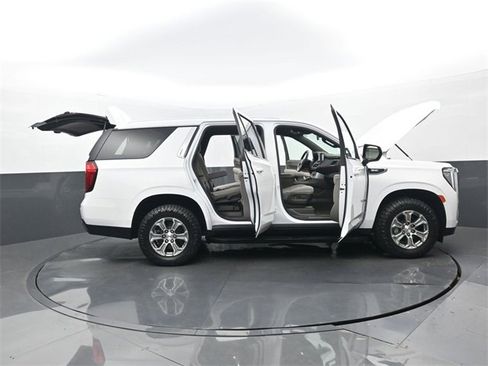 Used 2021 GMC Yukon SLE image 33