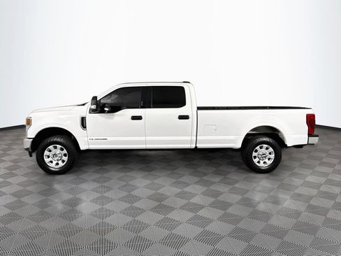 Used 2021 Ford F250 XLT w/ XLT Value Package AWD/4WD image 4