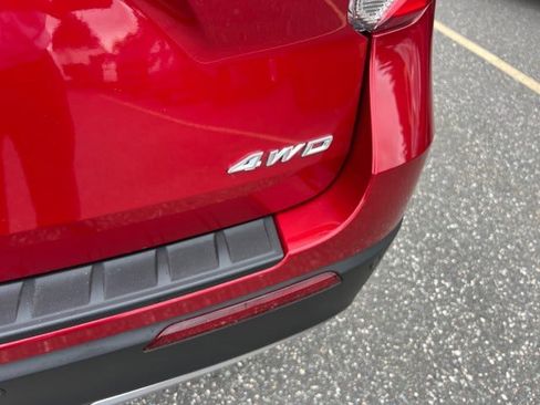 Certified 2022 Ford Explorer XLT w/ Equipment Group 202A image 25