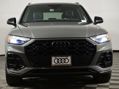 Certified 2023 Audi SQ5 Premium Plus w/ Premium Plus Package image 6