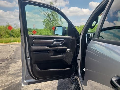 Used 2025 RAM 1500 Big Horn AWD/4WD image 10