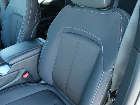 New 2025 Jeep Grand Cherokee Laredo w/ Luxury Tech Group I AWD/4WD image 23