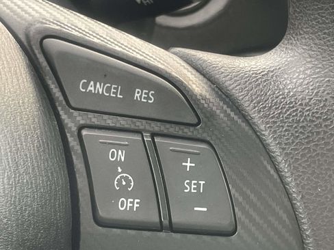 Used 2015 MAZDA MAZDA3 i Sport FWD image 22