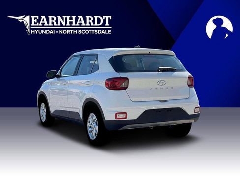 New 2026 Hyundai Venue SE FWD image 5