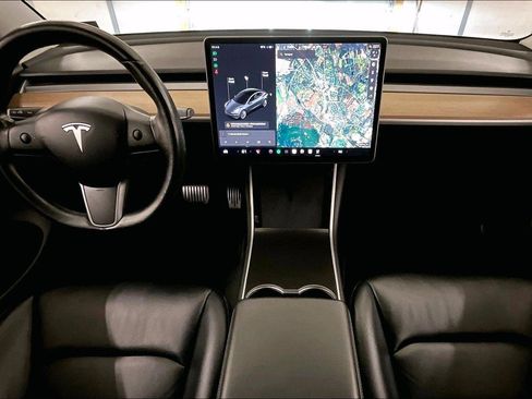 Used 2019 Tesla Model 3 Mid Range image 15