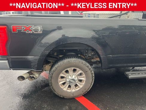 Used 2019 Ford F350 XLT w/ XLT Premium Package image 2