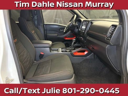 Used 2023 Nissan Frontier PRO-4X w/ Technology Package AWD/4WD image 15