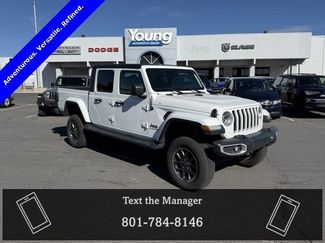 Used 2020 Jeep Gladiator Overland video 1
