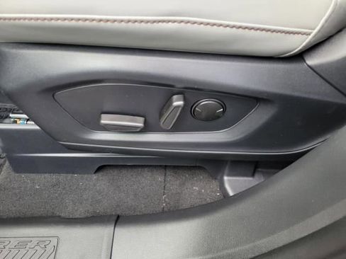 New 2026 Ford Explorer Active w/ Active Comfort Package image 24