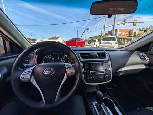Used 2017 Nissan Altima 2.5 S w/ Power Driver Seat Package image 21