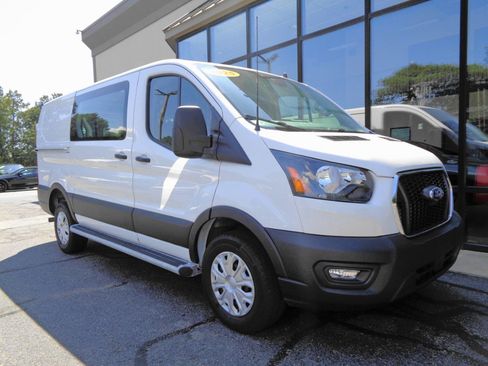 Used 2025 Ford Transit 250 Low Roof w/ Exterior Upgrade Package RWD image 2