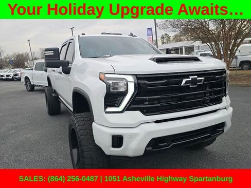 Used 2024 Chevrolet Silverado 2500 LTZ w/ LTZ Plus Package image 11