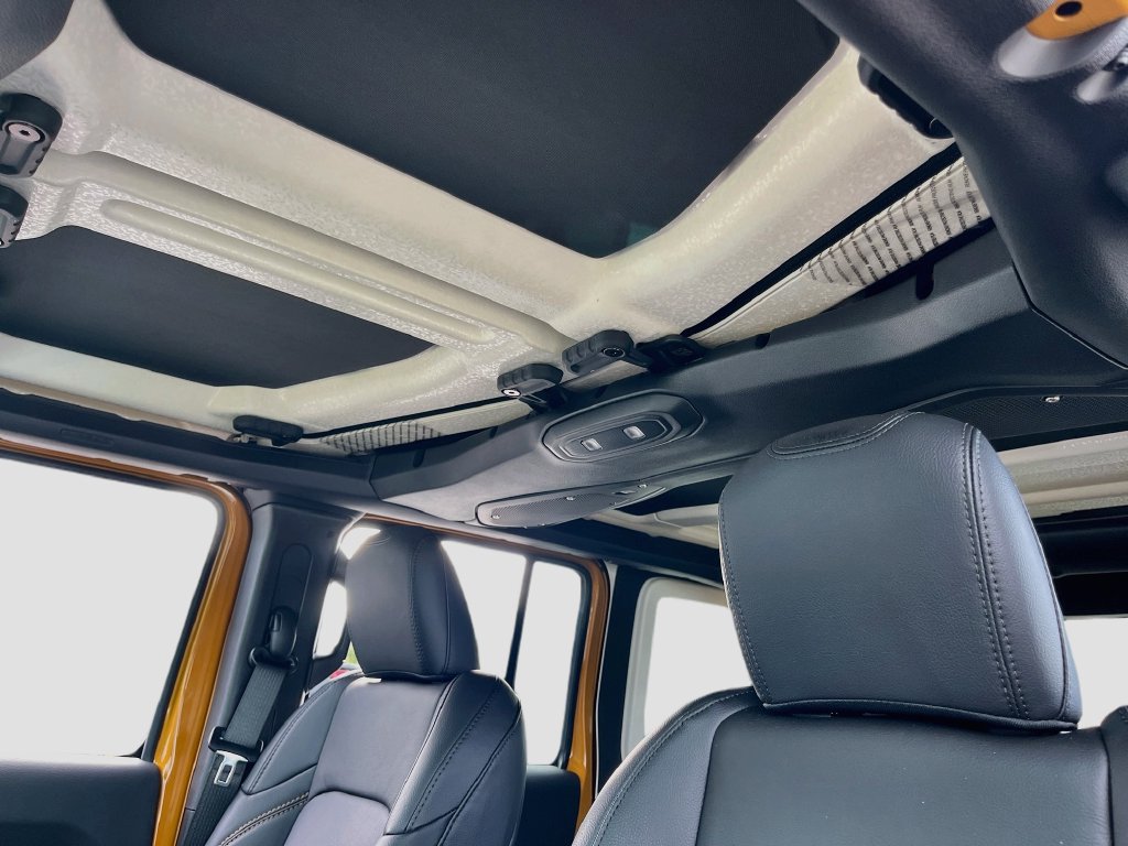 New 2026 Jeep Wrangler Unlimited Sahara AWD/4WD image 31