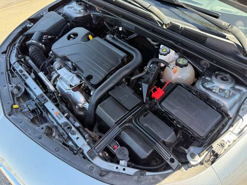 Used 2024 Chevrolet Malibu LS image 39