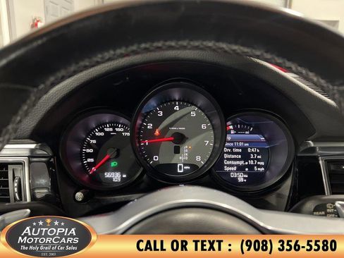 Used 2018 Porsche Macan S image 26