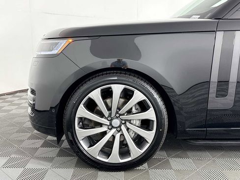 New 2025 Land Rover Range Rover SE image 29