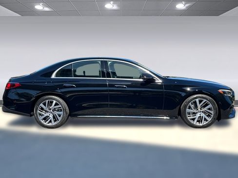 New 2026 Mercedes-Benz E 450 4MATIC Sedan image 8