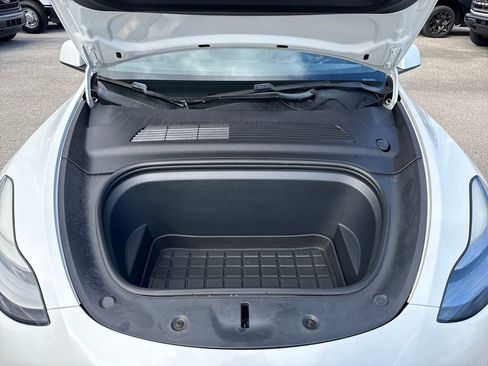 Used 2020 Tesla Model Y Performance image 26