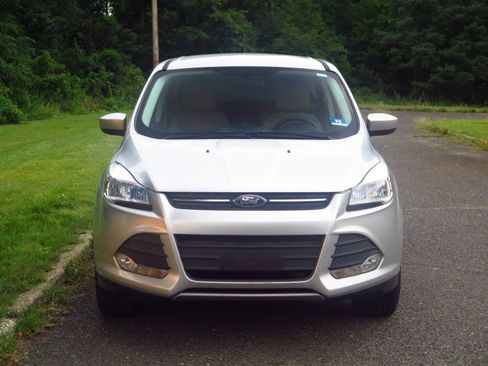Used 2016 Ford Escape SE FWD image 28