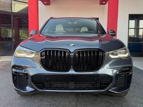 Used 2022 BMW X5 M50i w/ Premium Package AWD/4WD image 4