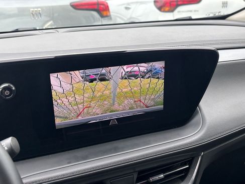 Used 2025 Buick Encore GX Preferred FWD image 22