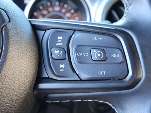 Used 2021 Jeep Wrangler Unlimited Sport image 22