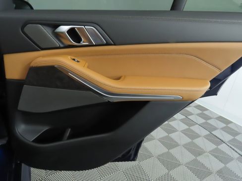 Used 2026 BMW X5 xDrive40i w/ M Sport Package image 29