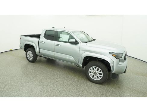 New 2026 Toyota Tacoma SR5 image 12