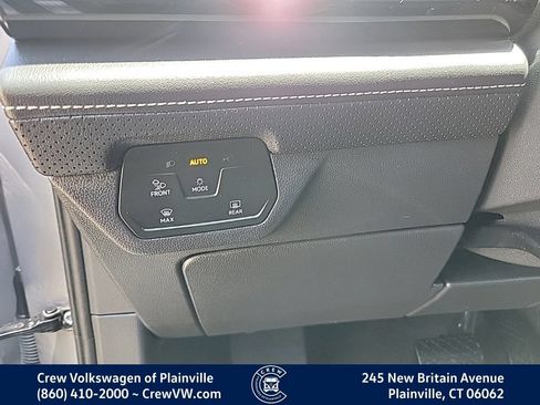 Certified 2024 Volkswagen Atlas SE AWD/4WD image 39