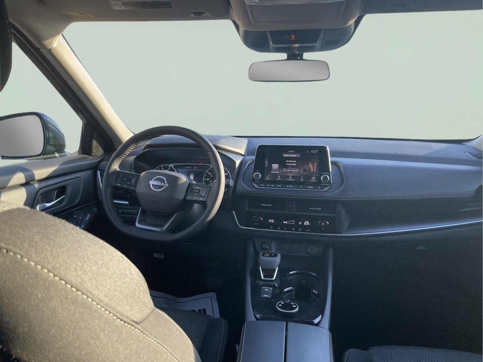 Used 2026 Nissan Rogue SV AWD/4WD image 20