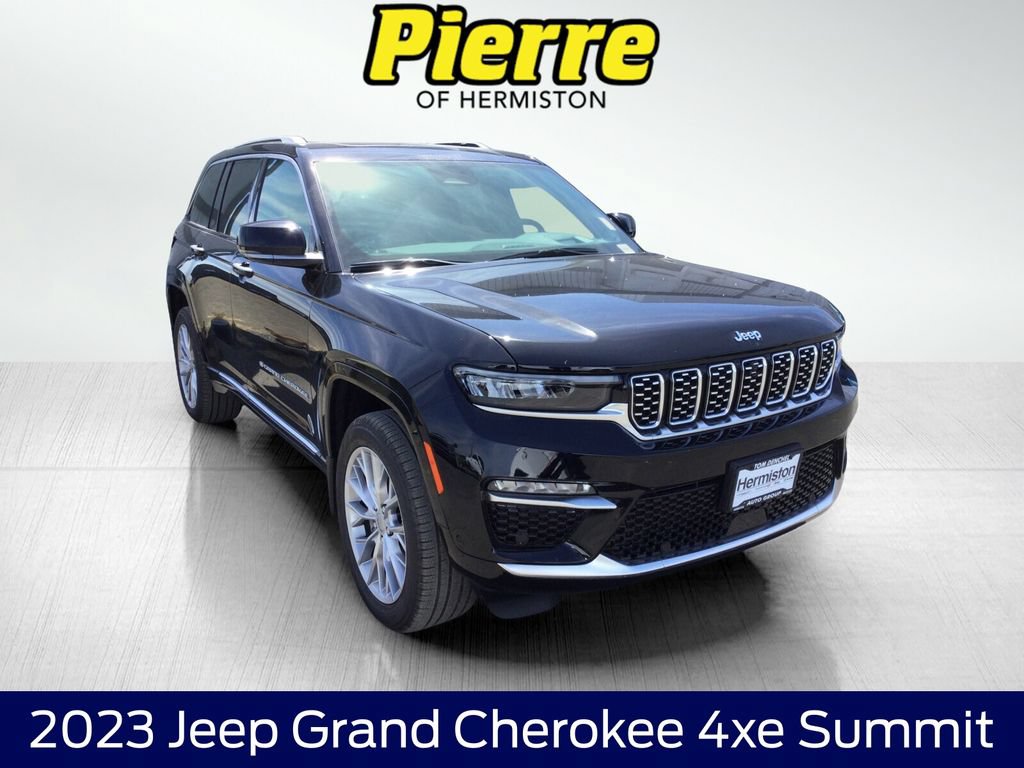 New 2023 Jeep Grand Cherokee Summit w/ Advanced Protech Group IV AWD/4WD 360° Tour