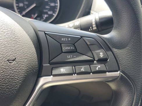 Certified 2023 Nissan Sentra SV image 21