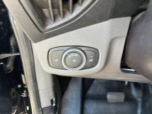 Used 2019 Ford Transit Connect XL FWD image 21