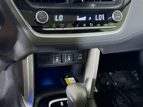 Certified 2023 Toyota Corolla Cross XLE w/ Convenience Package AWD/4WD image 8
