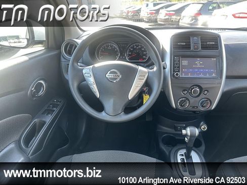Used 2019 Nissan Versa SV FWD image 13