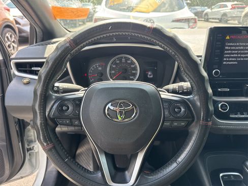 Used 2022 Toyota Corolla SE FWD image 6