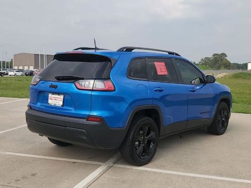 Used 2020 Jeep Cherokee Latitude Plus FWD image 5