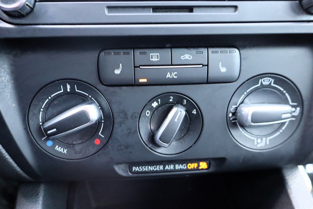 Used 2014 Volkswagen Jetta TDI FWD image 27