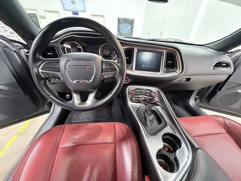 Used 2019 Dodge Challenger SXT w/ Plus Package RWD image 29
