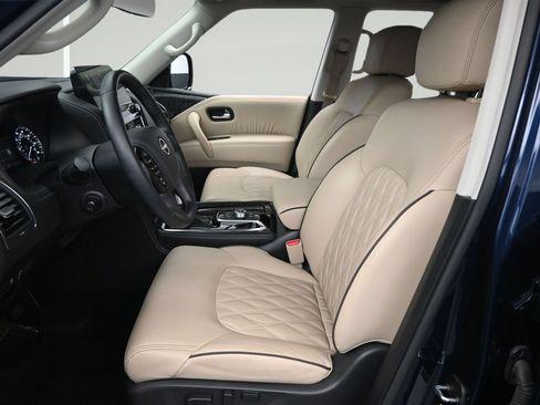 Certified 2023 Nissan Armada Platinum w/ Captain's Chairs Package AWD/4WD image 9