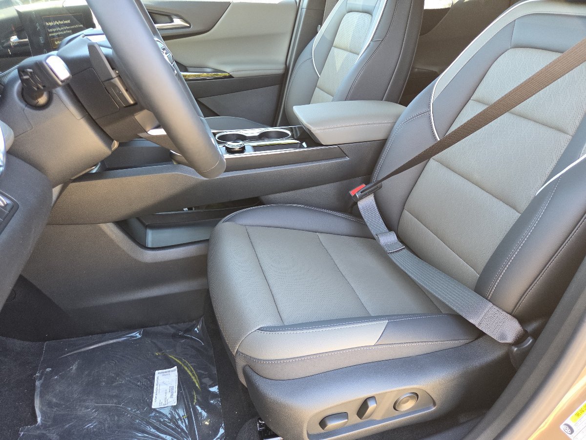 New 2027 Chevrolet Equinox LT AWD/4WD image 29