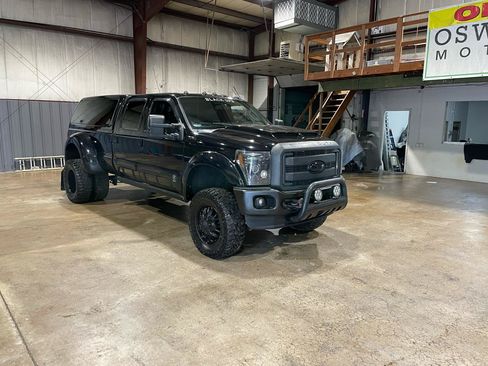 Used 2016 Ford F350 Lariat w/ Lariat Ultimate Package AWD/4WD image 4