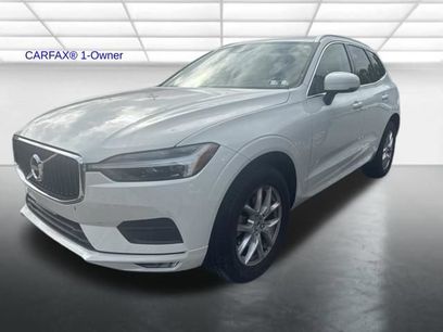 Used 2021 Volvo XC60 T5 Momentum